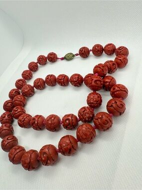 RARE Vintage Chinese Hand-Carved Cinnabar Lacquer Bead Necklace!